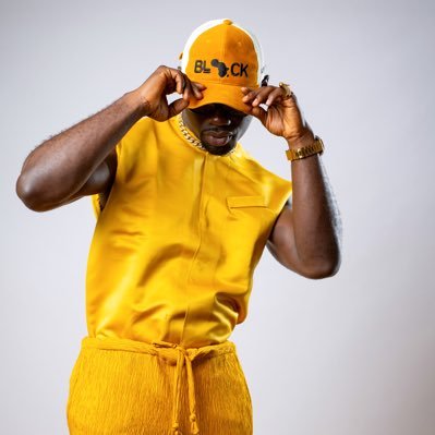 A Musical Clan Leader of many cultures. |Artist| Contact 📧 📧📧 kwesitumtum@gmail.com 💯💯💯💯💯 Zoltan & Friends EP Out Now