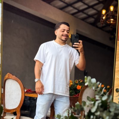 marcosmeloofc's profile picture. Deus não existe, Ele é!🙌