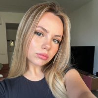 Szelesi Laura (@szelesilau21) 's Twitter Profile Photo