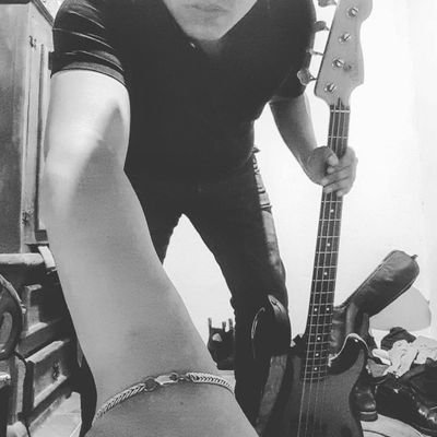 LariosOrzuna's profile picture. nunca estaré de acuerdo