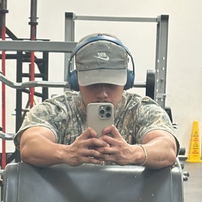 WavyyReyess's profile picture. #100T 🤞❤️  XO