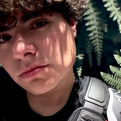 always hungry never full TikTok: luisallfadirb my other X: @luisallfadirb