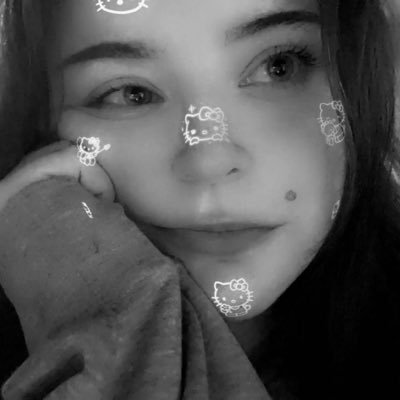 british girlie with a big interest in severe weather, gaming, f1 and books | small streamer