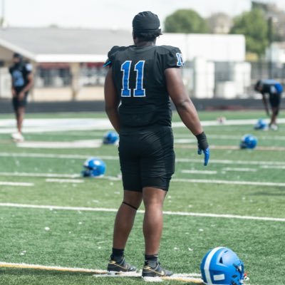 LB @MNWestFb |Class of 2028|6’1 230lbs| GOD FIRST🙏🏾 Psalm 18:29 Jaylon McKenzie🕊️