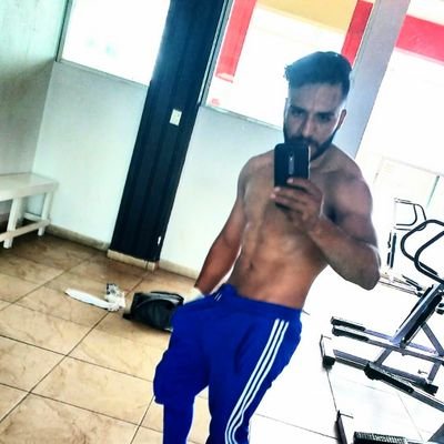 luchoportuchico's profile picture. La promesa de un nuevo amanecer nos mantiene vivos