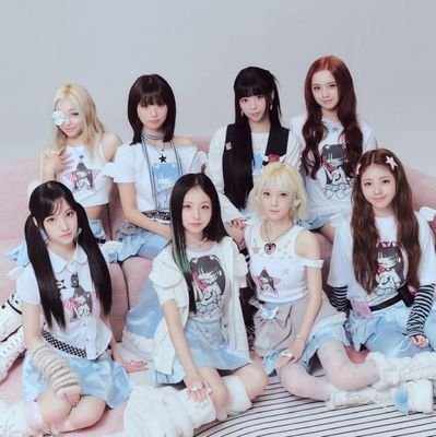 UNIS x AHOF 🩷💙
Ever After ✨
OT8 🌸
Universe Ticket 💖
We Unis 💗
Curious 🖤
Swicy ❤️🔥
Shaking My Head 💞
Moshi Moshi 🩵
Universe League 🤍
Rendezvous 💙