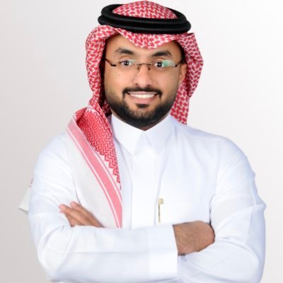 التغريدات لا تمثلني احيانا ، قد تكون من ملل لحظي حاصل، أو لمجرد التسلية. أغرد بما يحلو لي لو لم يكن يمثلني