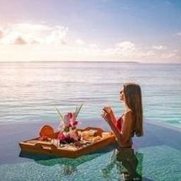 yweronaw29224's profile picture. 