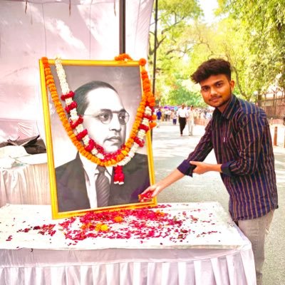 Niteshgautam001's profile picture. 