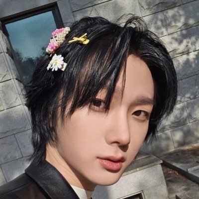 Fan Account of MYUNGNYANGZ /•᷅•᷄\Ⳋ KKEOMCHIZ 𓉞☘︎ ૮ ᴖﻌᴖაฅ (보이넥스트도어) /•᷅•᷄\ฅ 𓇼 ⋆。˚ 𓆝 ⋆。⋆。 𓆉 。˚𓇼 serenade-ing with my top of the world (럭키학키☺︎☘︎)