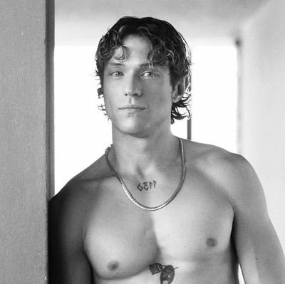 'sto zitto, scusami.'
'mi sentivo in colpa..'
'ma parli italiano?' aka il terrore di pippo |
fan account
she/her