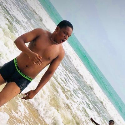 Songwriter | Media Personnel | Cool videos & tweets here | 6’2 | Business Man.