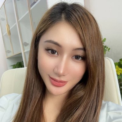 Singaporean 🇸🇬 | Based in San Francisco 🌁
Marketing Manager | Brand Builder 📊
Turning insight into impact