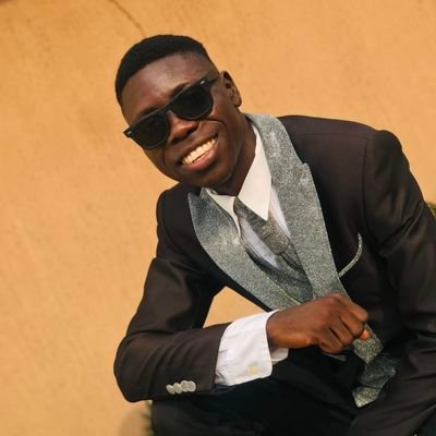 Solomonshift's profile picture. Data|| AI ||Everything-In-Between