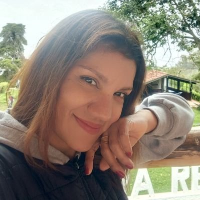 Peregrina y estudiante de la luz-
Honrando la vida, a mis padres, a mi hijo-
Consultora de Gestión Humana-Deoista-
Gratitud y bendición 🙏☘️✨✨