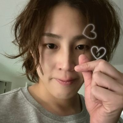 haswluv322's profile picture. 하성운사랑해☁️성운이꼬 fan account 변방아무말러