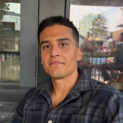 Full time stock options trader. Join me and a great group of traders at https://t.co/bCkNvIqHAd