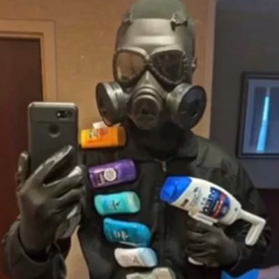 wrestling fan(mostly wwe) enjoyer of video games and warhammer, watcher if lolcows