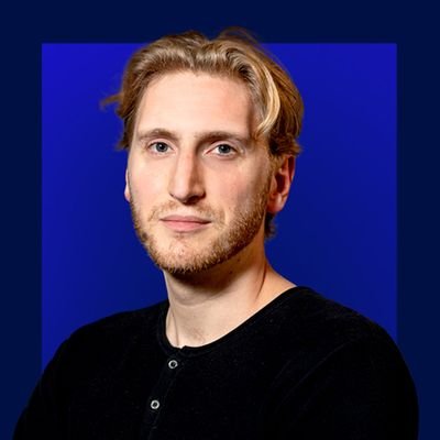 Animateur au 99.5 FM et du balado Il reste du monde (YouTube) • Chroniqueur @QUBRadio et @BLVD1021 • Auteur de Ne jamais se taire