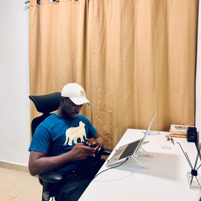 Full Stack Developer | Aspiring Cybersecurity Specialist | Future Professor | Innovating for a secure digital future | Passionate about cars & success 🚗💼