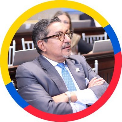 Representante a la Cámara 2018-2026. Abogado. Magíster en Estudios Políticos, Especialista en Derecho Administrativo y Contencioso Administrativo.