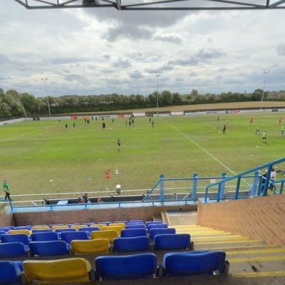 15 | Media @TheGarforthTown | Writer @LowerTiers | #LUFC DMs open 💬