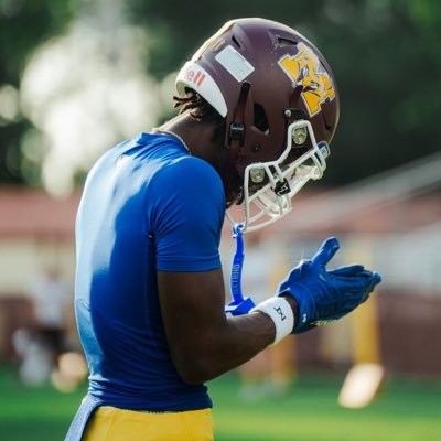Marion High School | C/O 27’ 🎓| WR/DB | 5’9 | 145 | 3.991 GPA | 🏈✝️| 40 time 4.53 ⚡️| gmail- mr.tizzle2027@gmail.com | https://t.co/95lTMlowVB