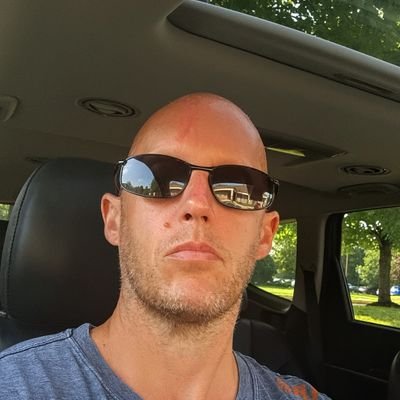 Die-Hard Chicago Bears fan🐻👇🏈/
@Sixers 🏀/
@CanesFootball🏈/@UNC_Basketball 🏀/ @Phillies⚾
#conservative🇺🇲
Dad of Twin Girls