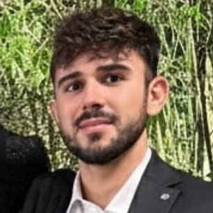 2032alenvers's profile picture. 