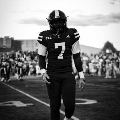 C/O '28 RB'LB🏈 |5’11 216lbs | Cass Tech High School (MI) 4.0 GPA| INSTAGRAM -@tm_ju7, email: julianttaylor@gmail.com Contact: 313-285-4966