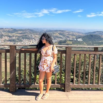 escp asc áries 24y ✨ ama ler artigos aleatórios e coisas aleatórias.