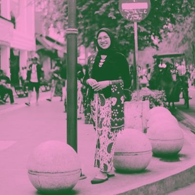 larasaristaaa's profile picture. just being me. istj.