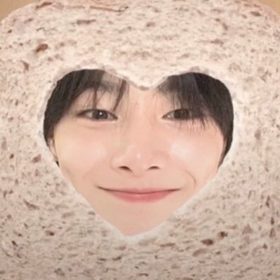 have been taking multiple quizzes about how to find your Stray Kids bias. selective follow: STAY only or non toxic JYP stan