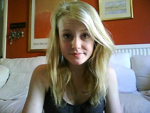 Soph516's profile picture. So naïve..