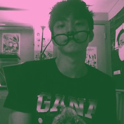 i love Spiderman, chocolate, Sunwoo and kiss🕷️🕸️