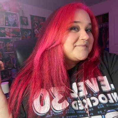 fat, queer, horriety streamer. ✨ twitch pride & women's guild. @cryptcommunity 🖤 powered by @advancedgg 🥤@skeeterschair💕 🍤🌱🍄🦑 confettinoodles@gmail.com
