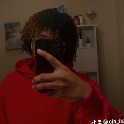 follow me to see what I post 👀