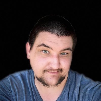 I'm Justin I'm 32 years old I live in Andalusia Al twitch account is midevil32