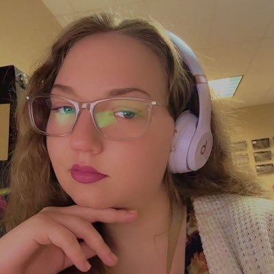 Kylie she/her • 20 • bi • Eras Tour Santa Clara Alumni• 11/09/2025 Sabrina noticed me at Chase Center 🙂↕️• Ultrasound Tour 10/18/2025🩻