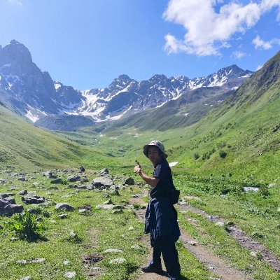 backpacker_ito's profile picture. 2007年生まれの18歳//
バックパッカー,放浪者//
時々ブログ書いたり、YouTubeしたりしてます。
//🇻🇳🇰🇭🇹🇭🇨🇳🇹🇷🇬🇪🇰🇷