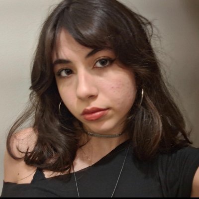 ceciliaferreii's profile picture. 