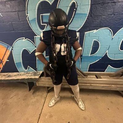 Carlos Reed• CO 2027• 6'3 285 LT• gpa 3.0• #70