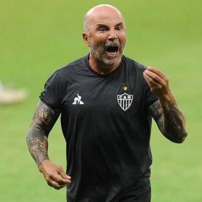 gaab_briel's profile picture. 👩‍🦲