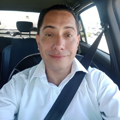 Ing. Agronomo, Estudiante de la Maestría en Ingeniería Administrativa, Soy Chiva 100%. Apasionado de la vida Rural, alegre, divertido, soñador, realista, capaz.