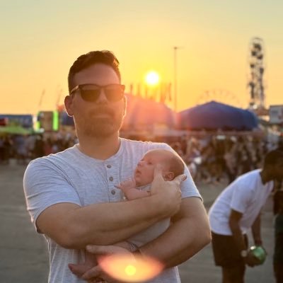 B_Kenny131's profile picture. #FinsUp #GoFins