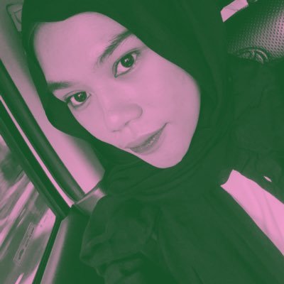 cuma cewe biasa yg mesti cari cuan buat bertahan, trs self reward.