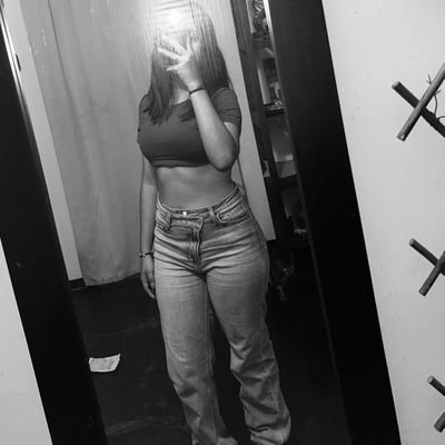 mxrielysnoguera's profile picture. sólo son tweets