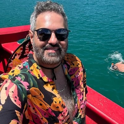 petereric635738's profile picture. Life is once so you need to make yourself happy have fun and focus on your goals