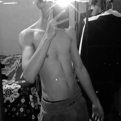 just_mejosh's profile picture. pensamientos varios q te dijera
ッ