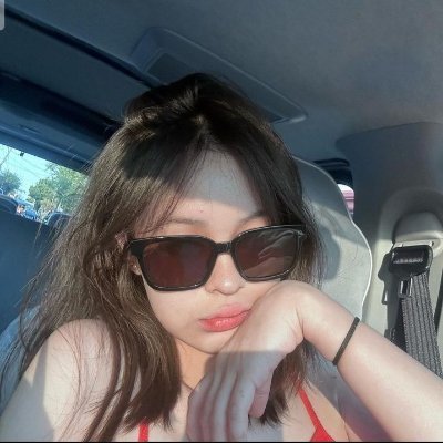 zoie_dram's profile picture. Bonjour! Dream big ✨ | 💫 Follow for follow ⭐